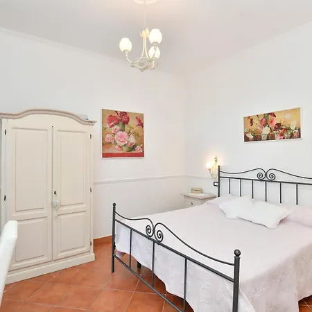 Elaia Aparthotel *