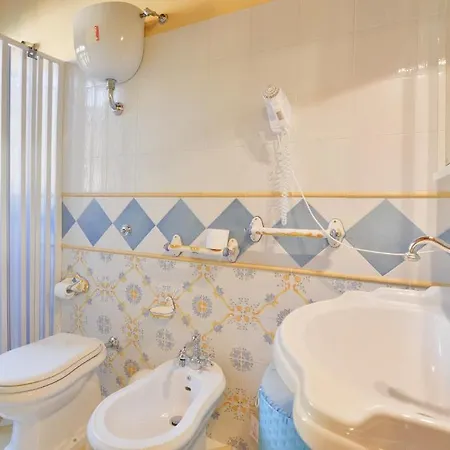 Elaia Aparthotel