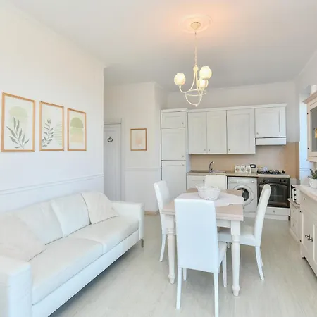 Aparthotel Elaia *