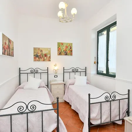 Elaia Santa Maria di Castellabate