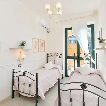 Elaia Aparthotel *