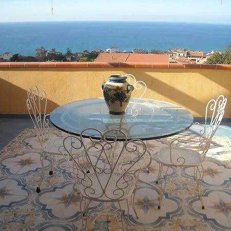 Elaia Aparthotel *